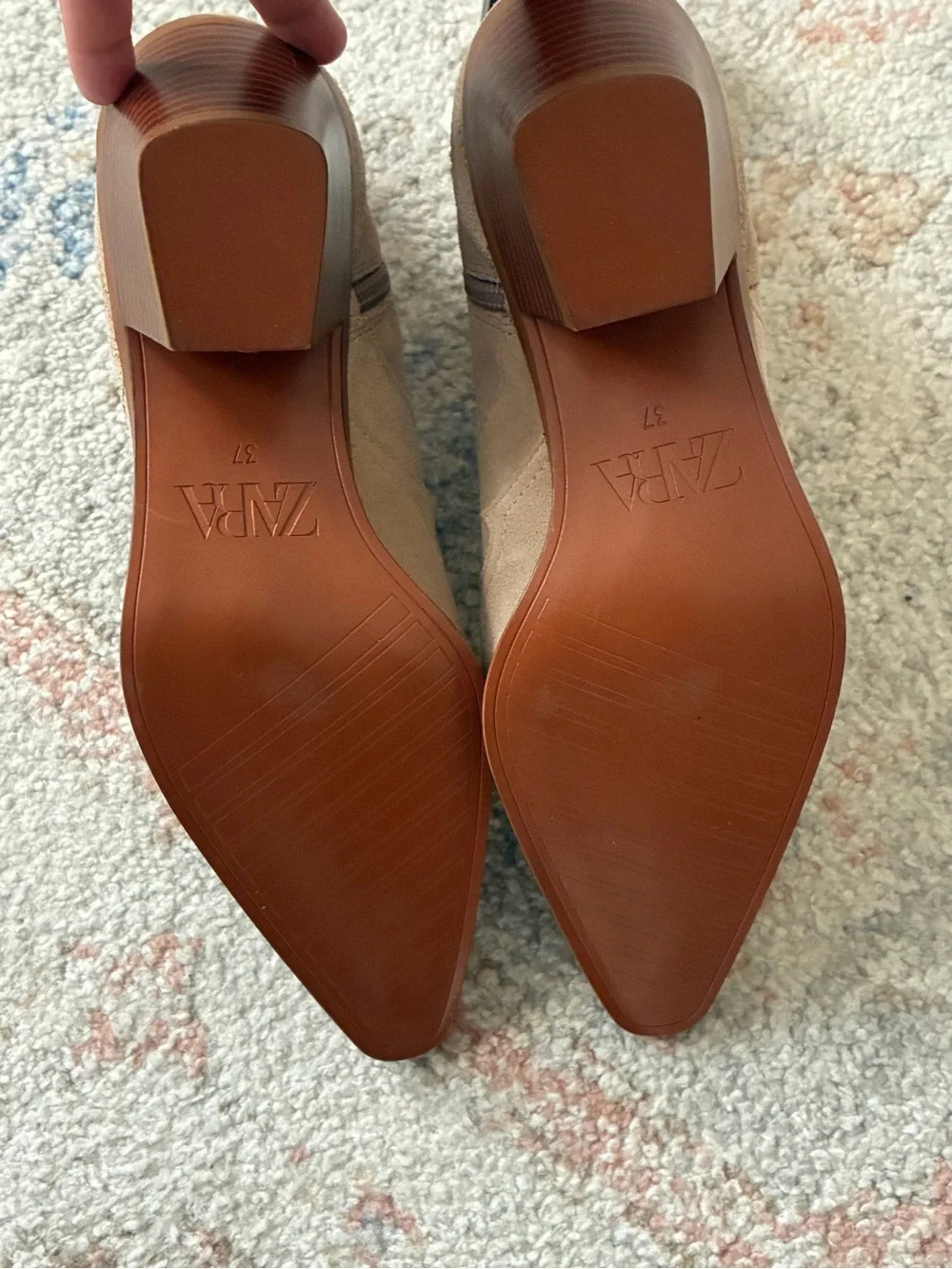NWT-Zara Beige Suede Western Ankle Booties-Size 6.5 - Picture 10 of 10